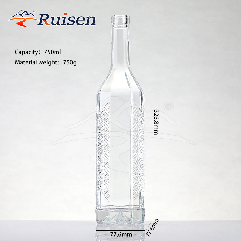 750ml Transparent Glass Spirit Bottle Artistic Patterned Shape For High-End Liquor Display And Boutique Drink Marketing
