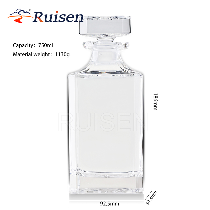 750ml Clear Glass Liquor Bottle Tall Cylindrical Design For Premium Alcohol Beverage Packaging And Luxury Brand Display