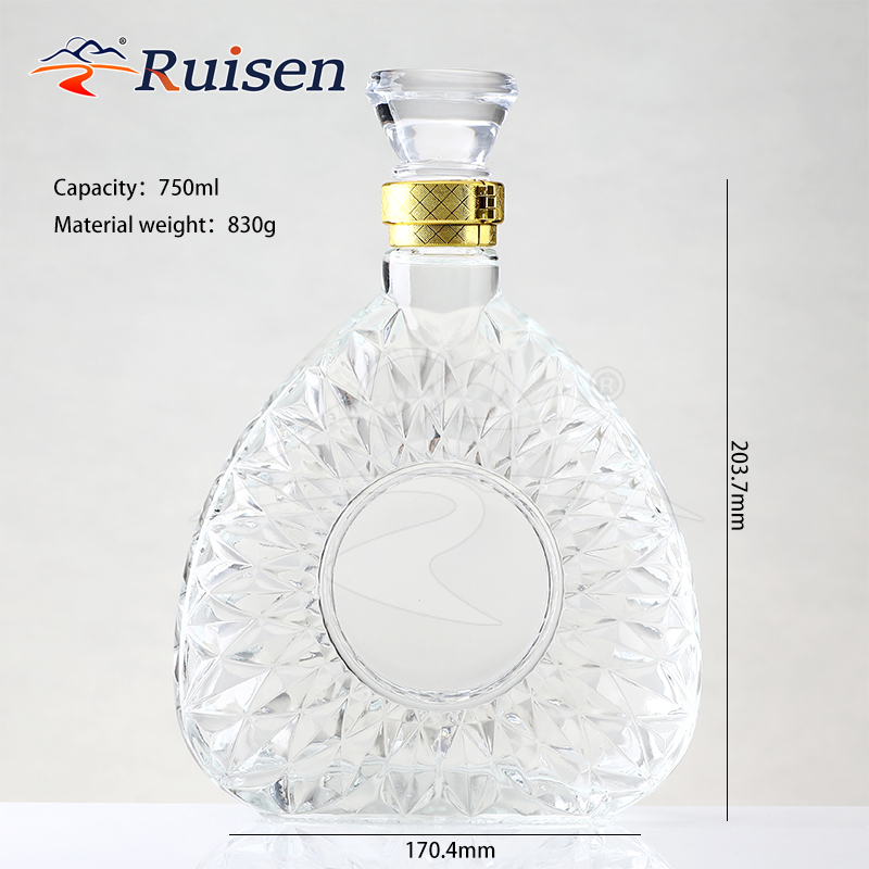 Luxury Crystal Glass Liquor Decanter With Golden Cap 750ml For Whiskey Brandy Vodka Wine Storage Bar Home Decoration